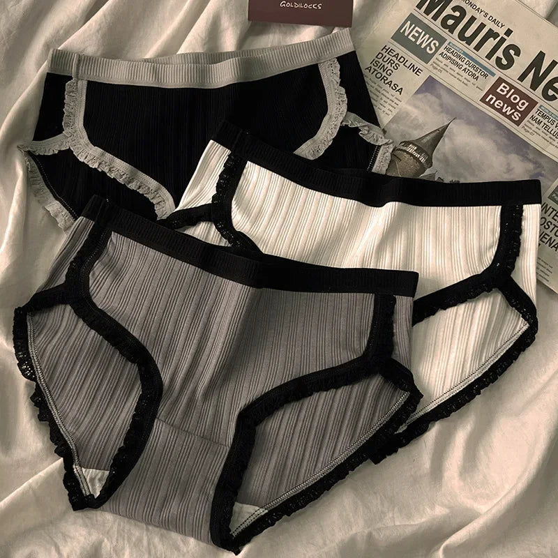 Everyday comfortable women's ribbed cotton high-rise panties. Breathable, soft underwear briefs, 3-pack.