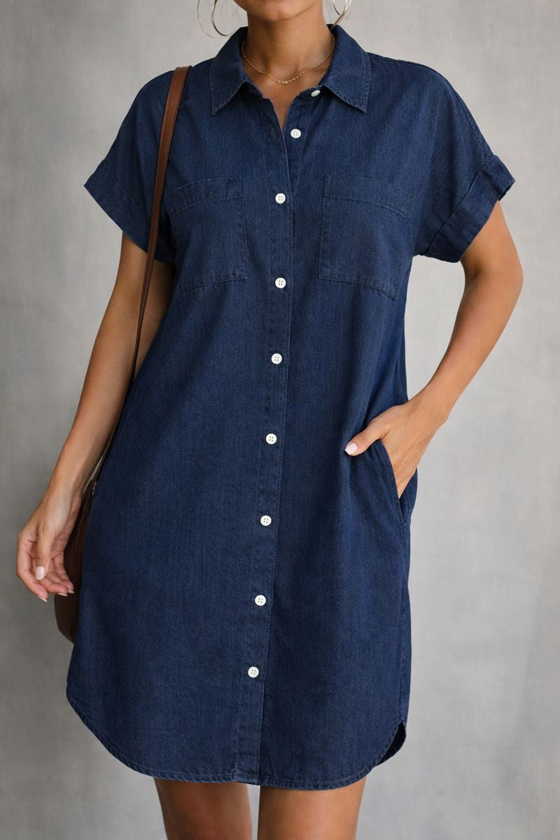 Comfortable women's short sleeve knee-length dress with a relaxed fit. Great for casual everyday style, versatile.