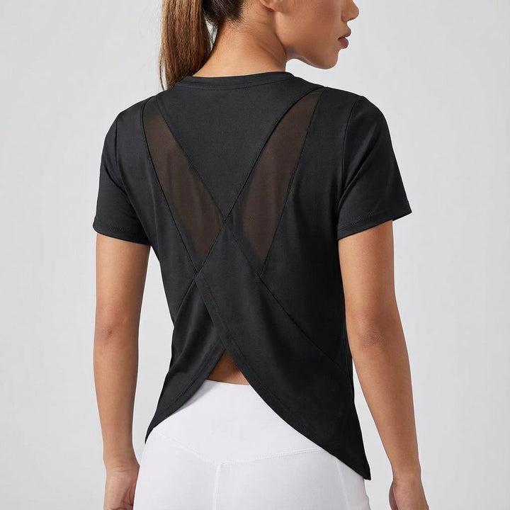 Short sleeve workout shirt Joyce with unique back cutout detail, perfect for active women