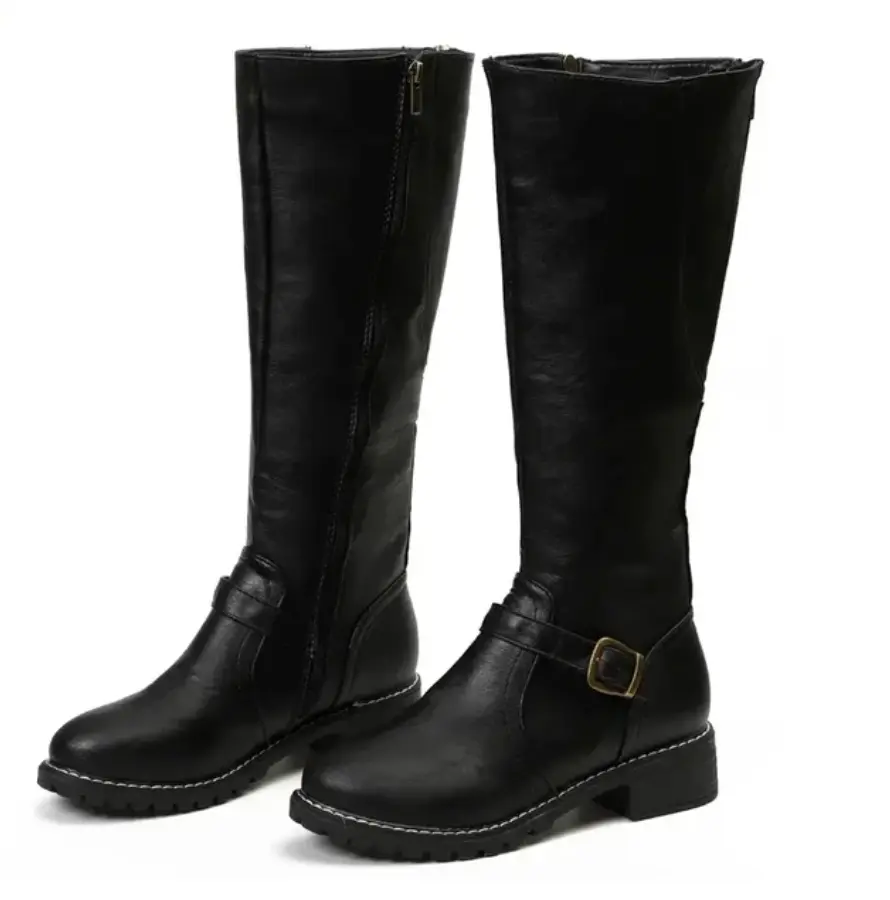 Elegant & comfortable women's knee-high block heel boots. Siena style, perfect for autumn fashion & winter versatility.