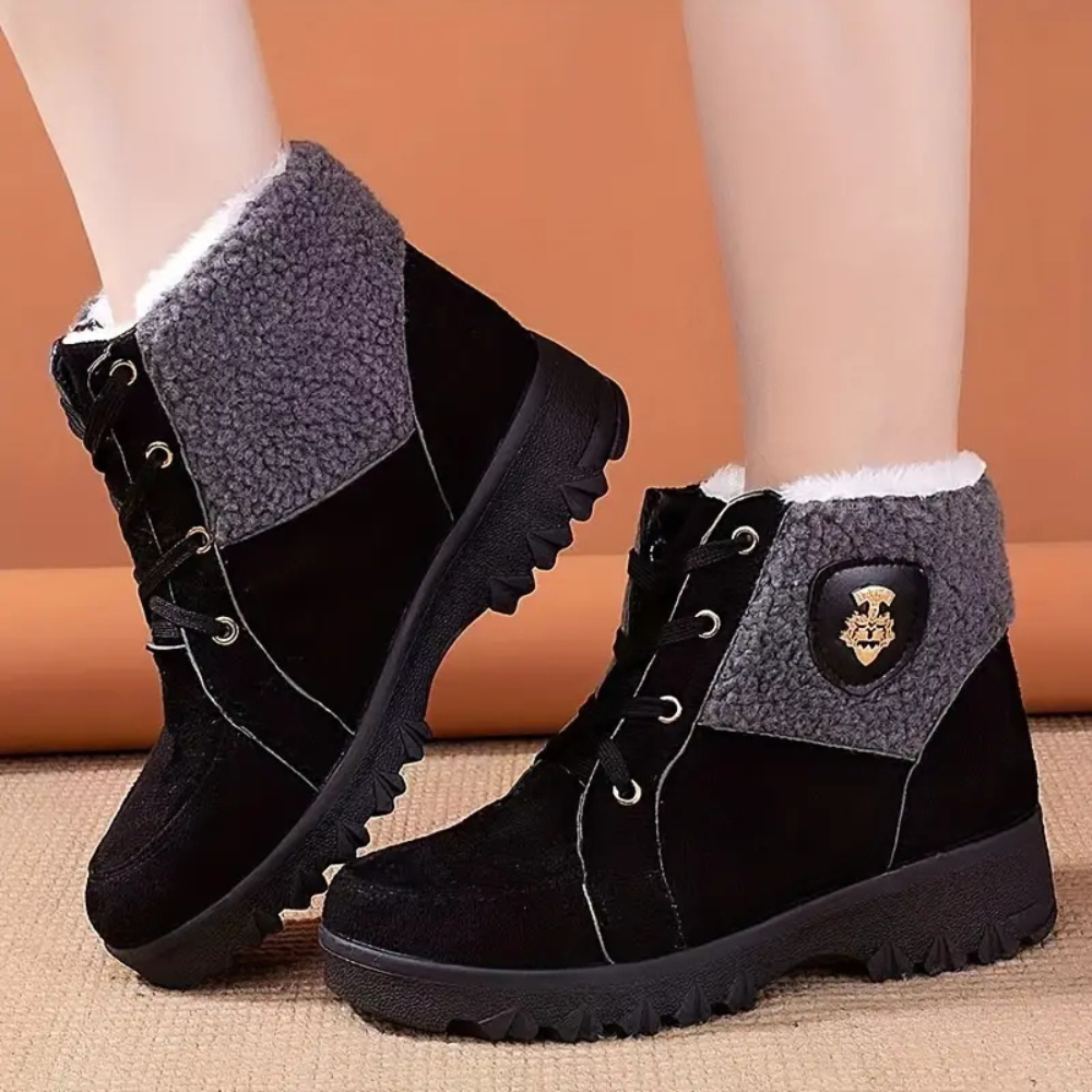 Women's Sienna warm lined winter boots. Insulated, comfortable, and non-slip for icy conditions and snow.
