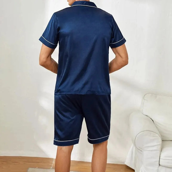 Silky satin women's pajamas for supreme comfort. A luxurious loungewear & nightwear set.