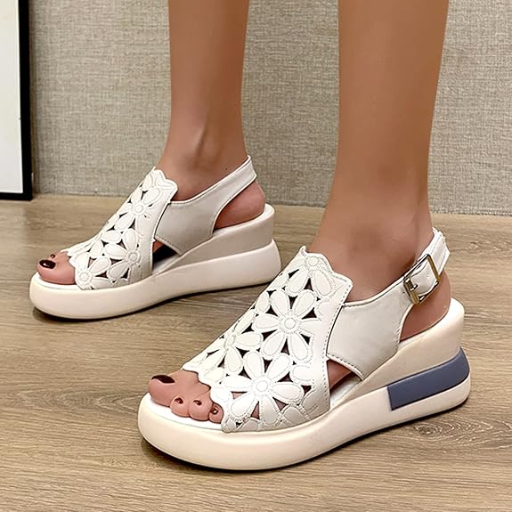 Collection of Sissy women's comfort sandals, highlighting their modern design and orthopedic benefits.