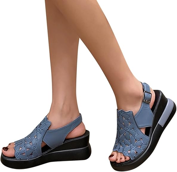 Close-up of the breathable upper of Sissy orthopedic sandals, offering all-day comfort and support.