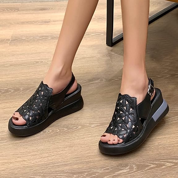 Side view of Sissy women's comfort sandals showing orthopedic arch support and ergonomic sole design.