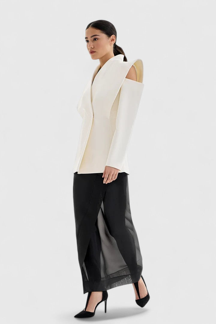 Elegant ivory women's tailored jacket, structured shoulders. Sleek design for formal, business, or casual chic outfits.