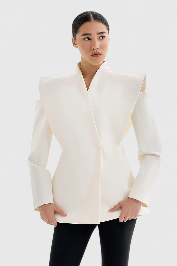 Sophisticated open-front women's ivory blazer with sleek lines & structured shoulders, a modern statement piece.