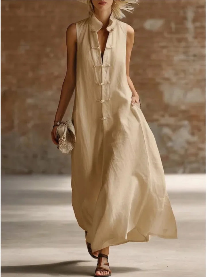 Comfortable women's sleeveless maxi dress, designed as a flowy shirt dress. Great for effortless summer style.