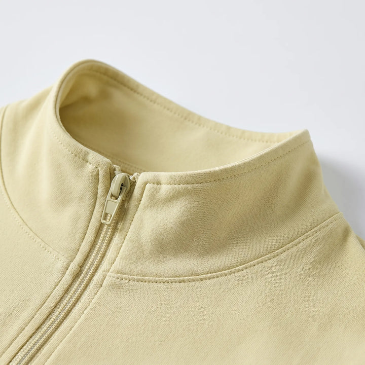 Stylish women's slim-fit running jacket, perfect for intense gym workouts, yoga, and outdoor sports.