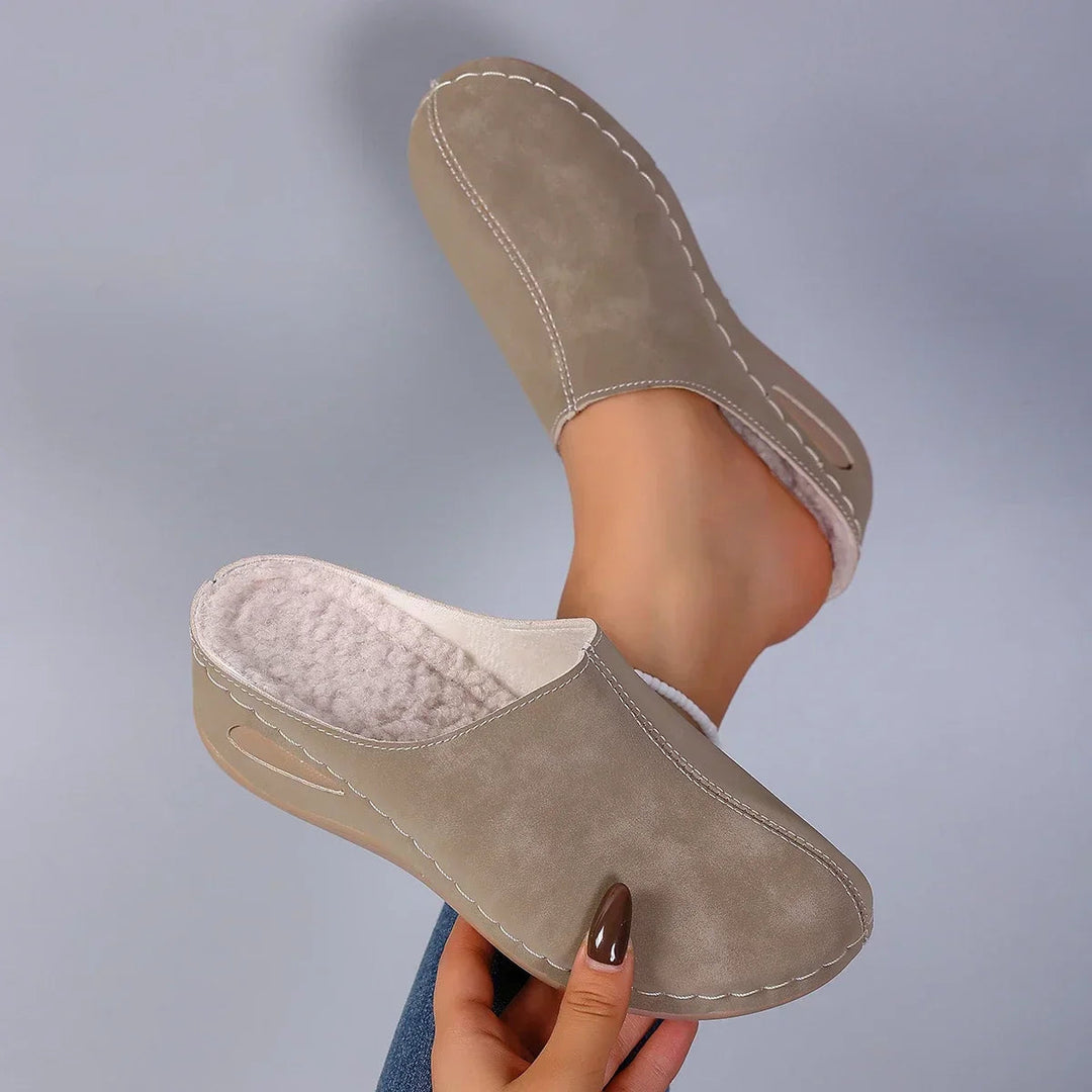 Comfortable women's slip-on clogs for all-day ease. Perfect lightweight and cushioned footwear for casual or indoor use.