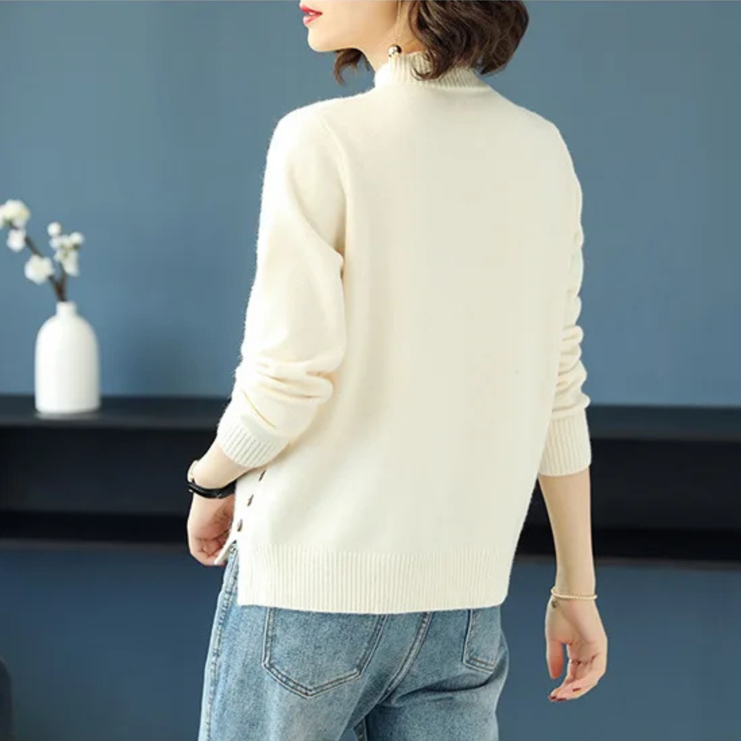 Casual women's soft diamond pattern turtleneck sweater, ideal for everyday fall fashion.