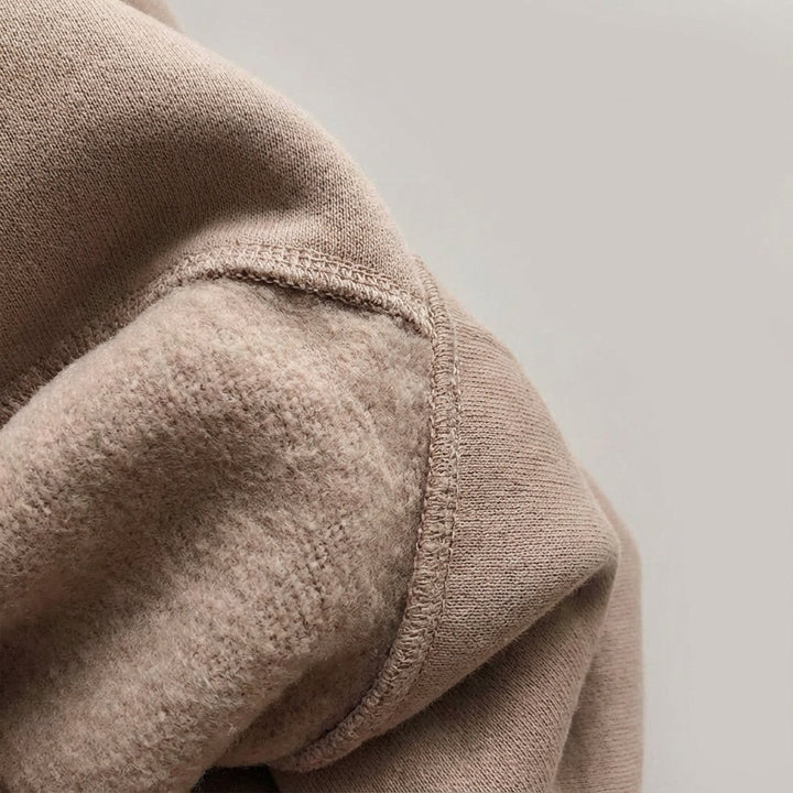 Katherine women's tracksuit set featuring a comfortable, oversized design and soft fabric.