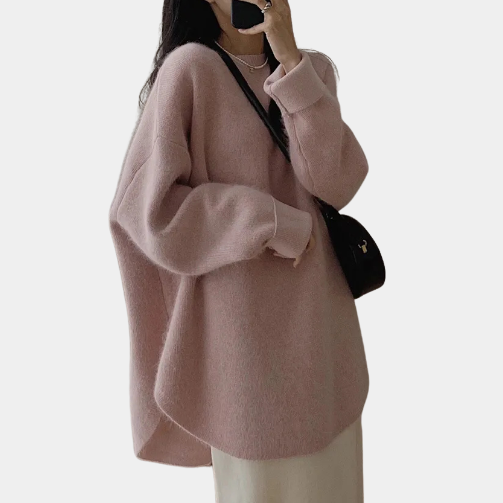 Versatile women's comfortable knitted sweater, ideal for autumn and winter casual wear.