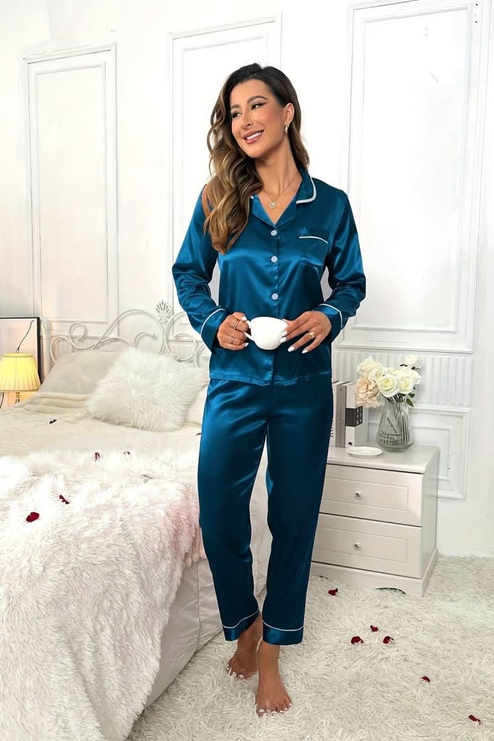 Stylish Women's Soft Look Pajama Set with practical pockets. Ideal two-piece loungewear for comfort.