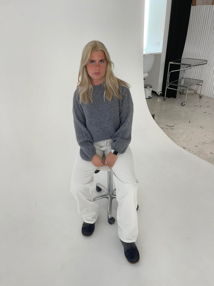 Soft women's everyday pullover, loose fit, great for casual comfort & style.