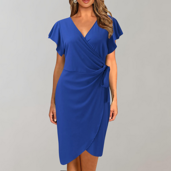 Close-up of Solène women's summer midi dress, stretch fabric for comfort, fashionable design