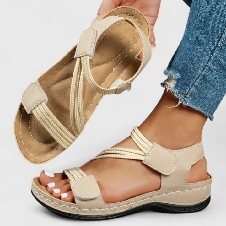 All-day comfort women's sandals with arch support, perfect for sophisticated style and foot health.