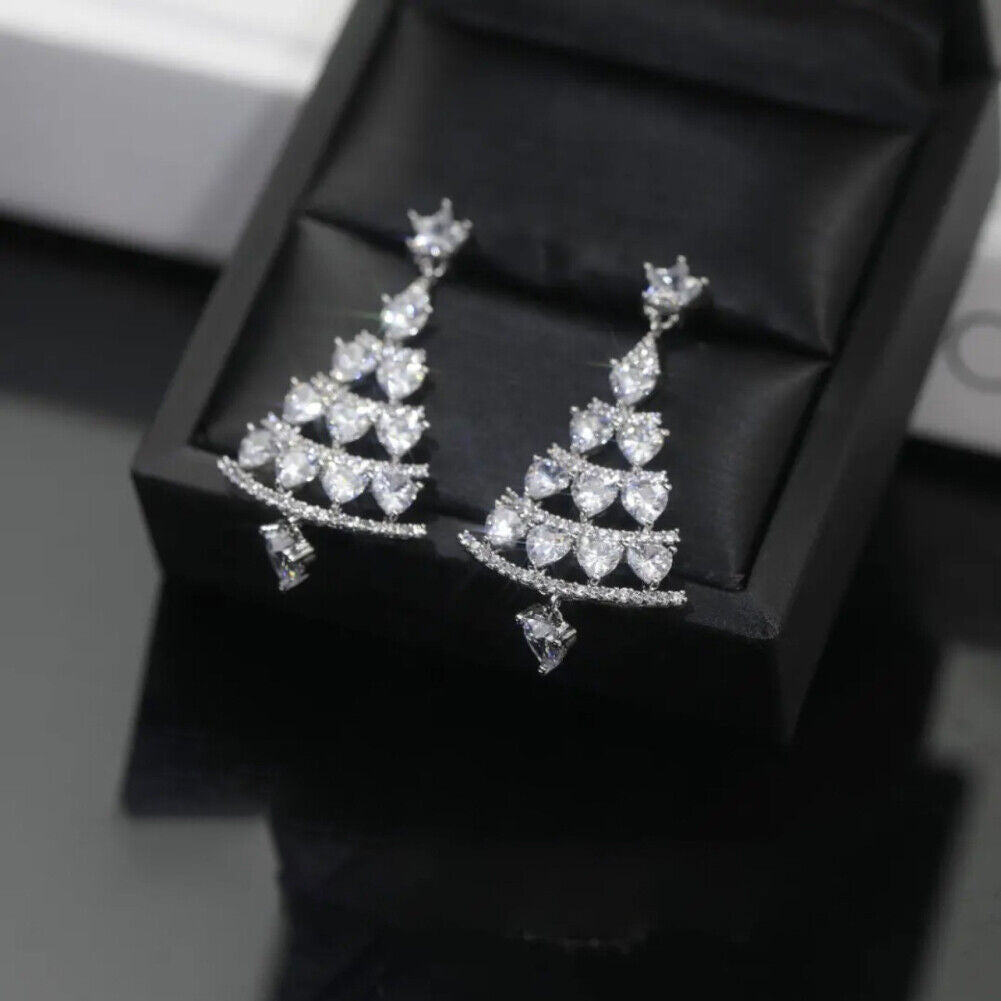 Women's sparkling Christmas tree dangle earrings, perfect for festive holiday parties and gifts.