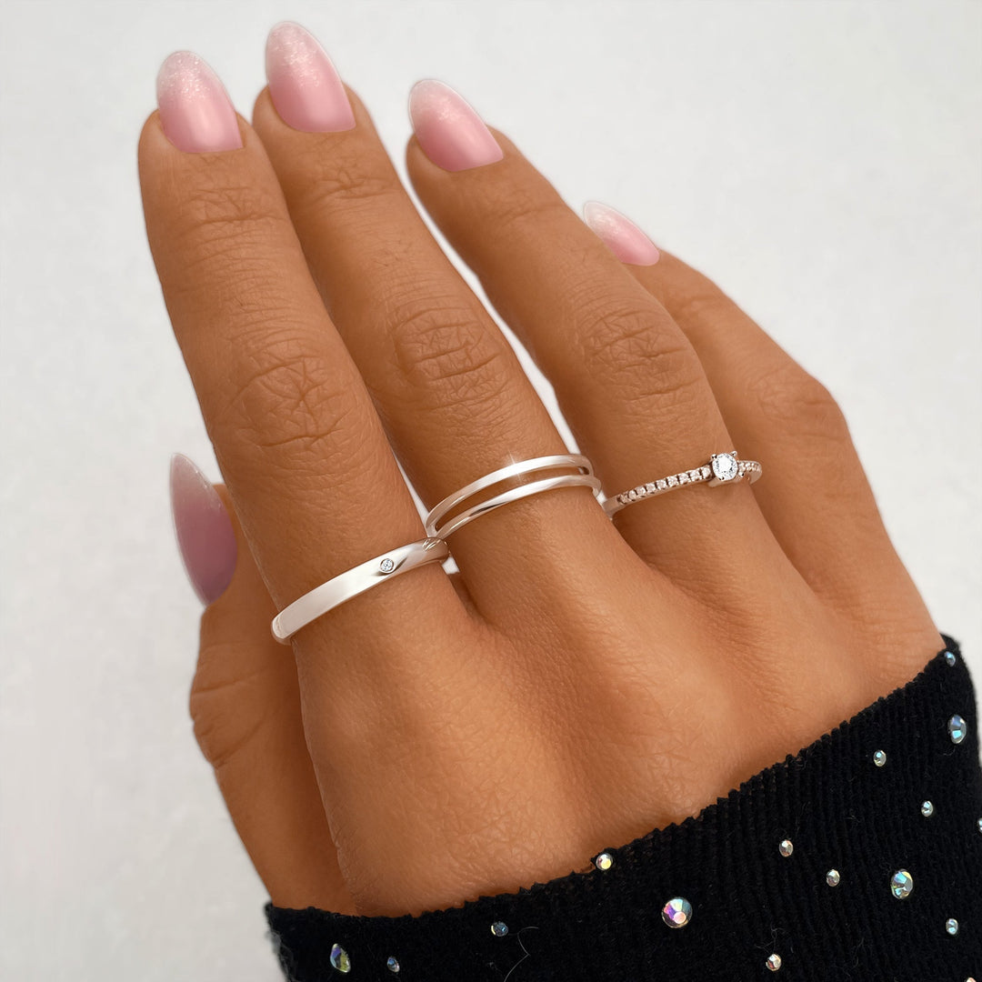 Brilliant zirconia solitaire ring for women. Gold plated sterling silver, perfect for elegant wear or a special gift.