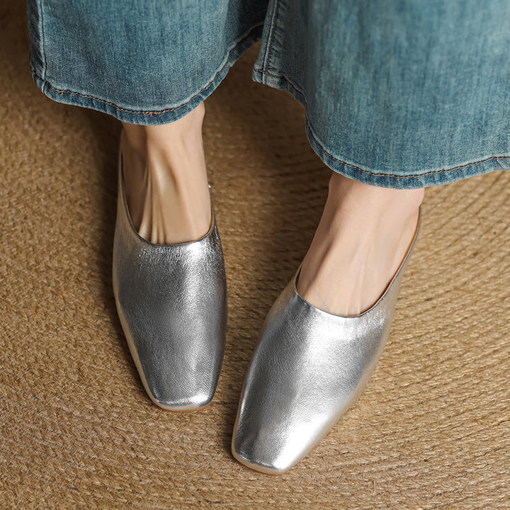 Effortless women's square-toe block heel mules. Stylish & comfortable slip-on shoes for a polished everyday look.
