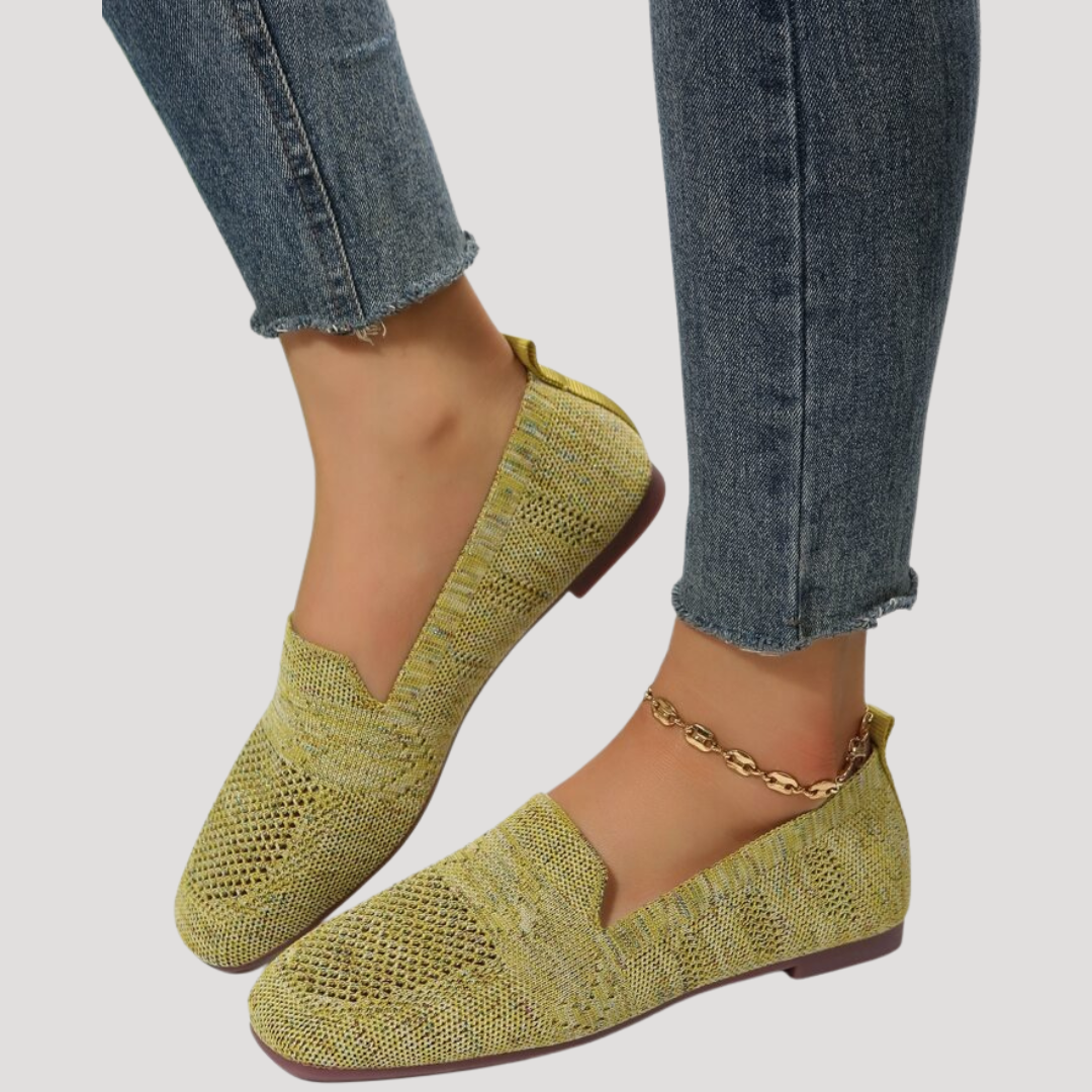 Easy slip-on women's square toe ballet flats, breathable for casual, chic summer style.