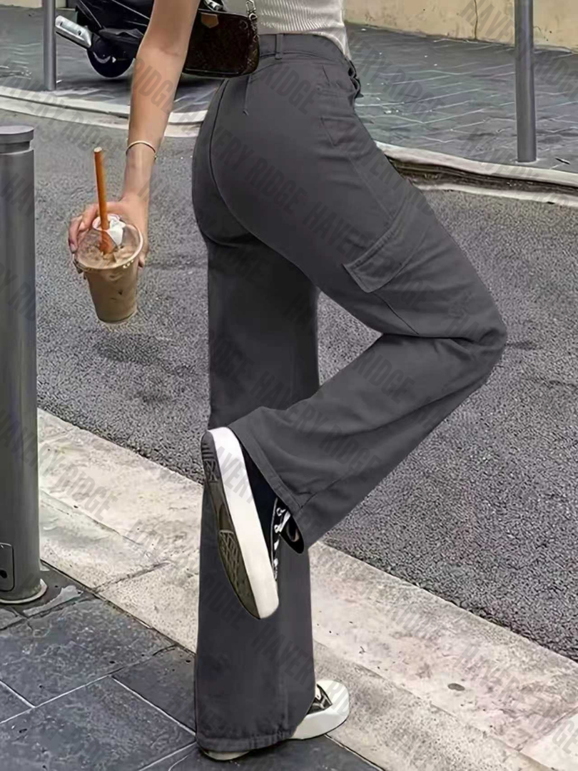 Women's comfortable straight-fit cargo pants with adjustable waist. Versatile everyday utility fashion.