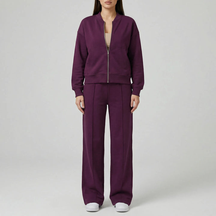 Trendy women's straight leg trousers set with jacket; a fashionable two-piece for modern women's fashion.