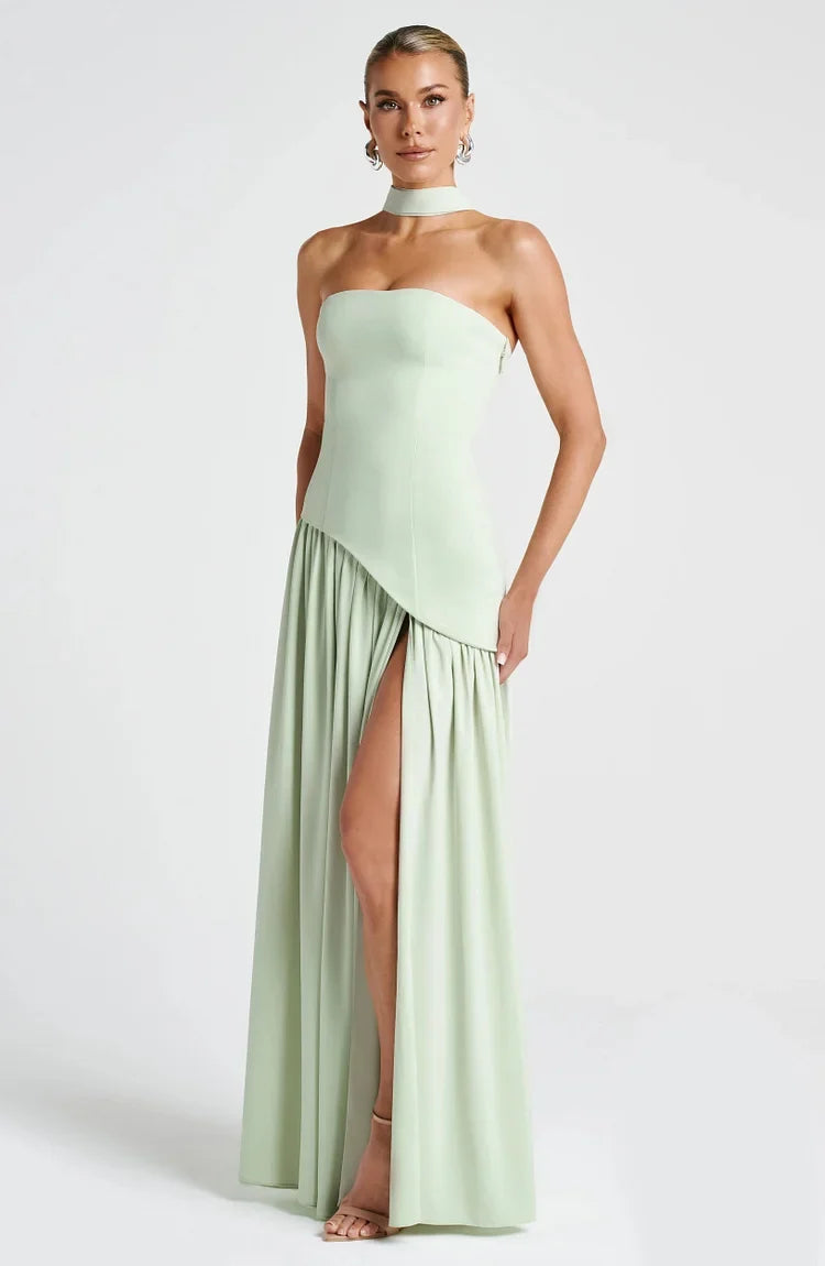 Elegant women's strapless maxi dress, asymmetric for formal events.