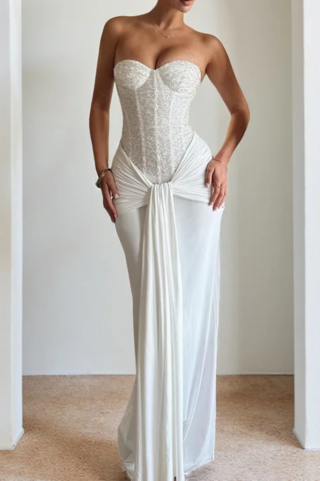 Sweetheart neckline corset mermaid maxi dress for women, long formal evening gown.