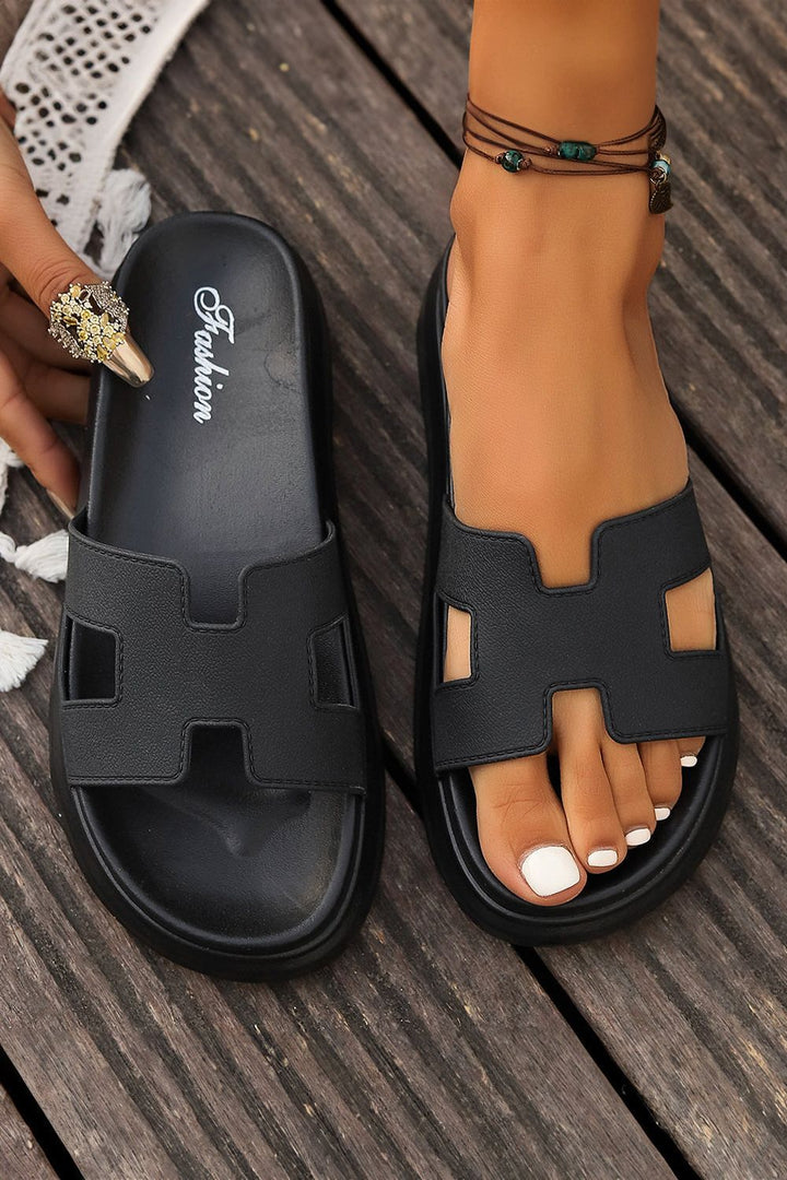 Elegant women's open-toe sandals, perfect for summer vacations.