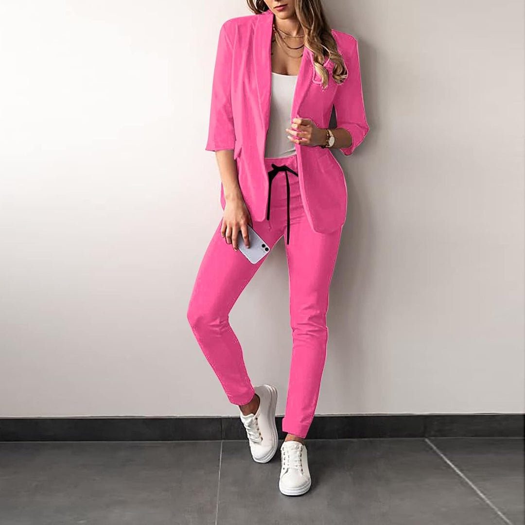 Elegant women's stretch blazer & matching trousers. A comfortable 2-piece professional business suit for ladies.