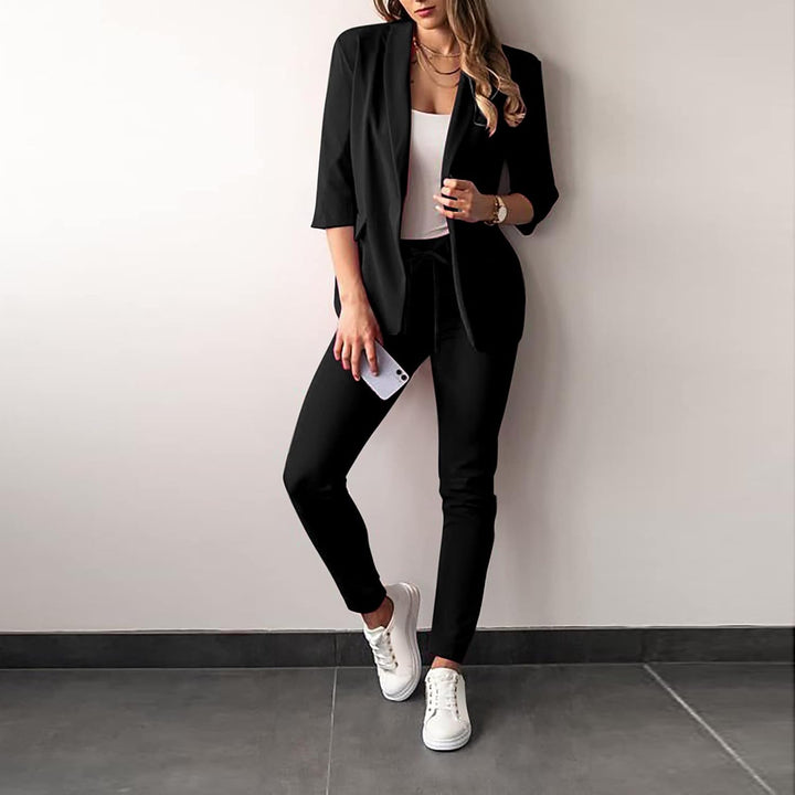 Comfortable women's stretch trousers, ideal for formal or business attire with a matching blazer.