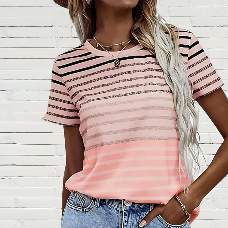 Women's striped gradient t-shirt with a round neck. Casual chic summer style.