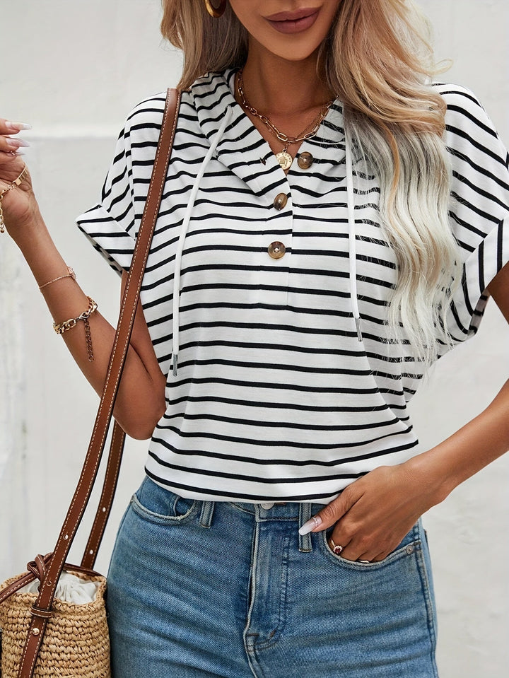 Casual women's striped hoodie, loose fit, short sleeves & button detail, ideal for everyday wear