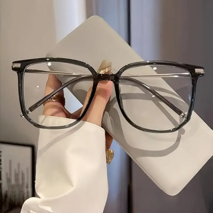Women's stylish acetate sunglasses, offering full UV protection for fashion & eye safety.
