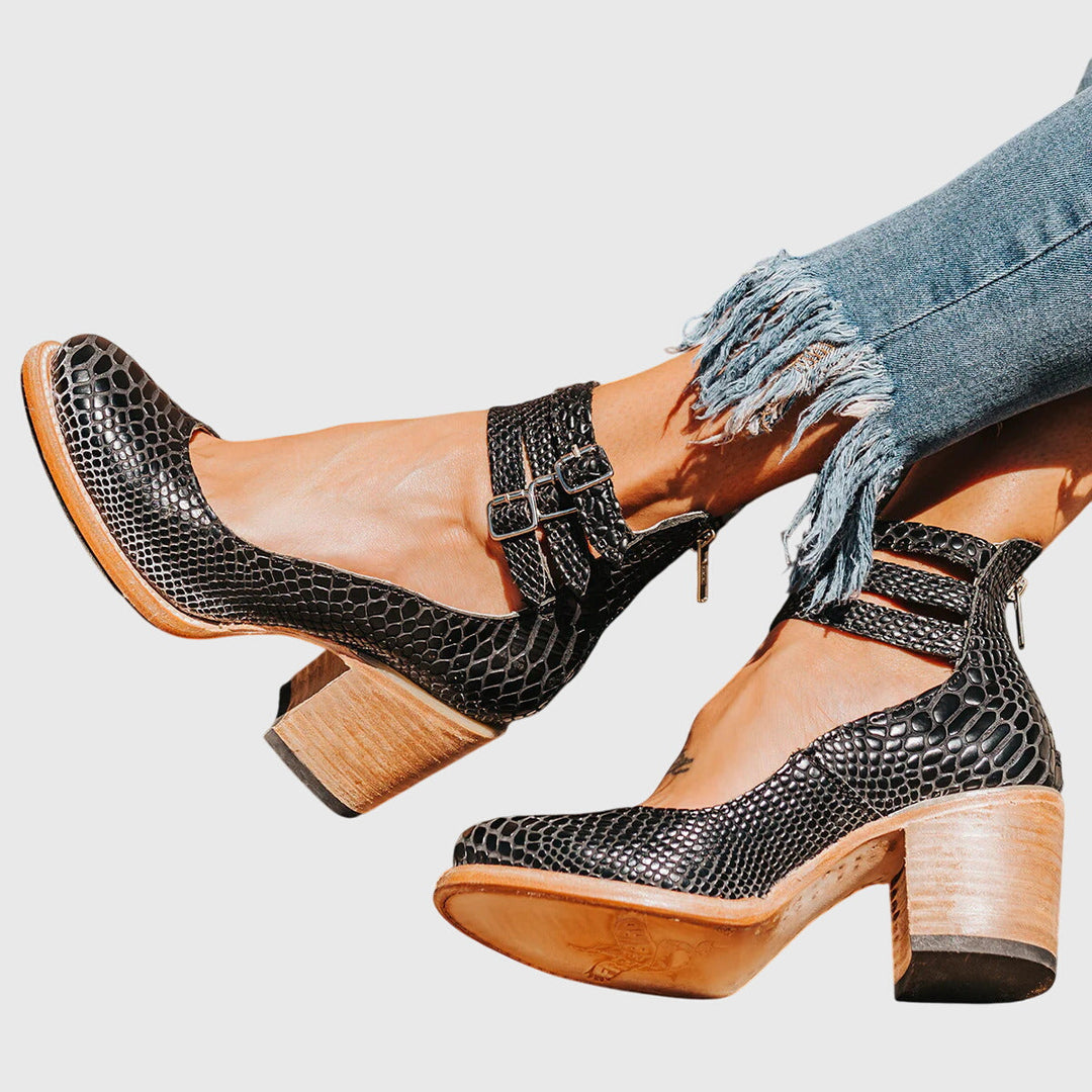 Women's stylish ankle boots with buckle strap & sturdy block heel for versatile fall fashion.