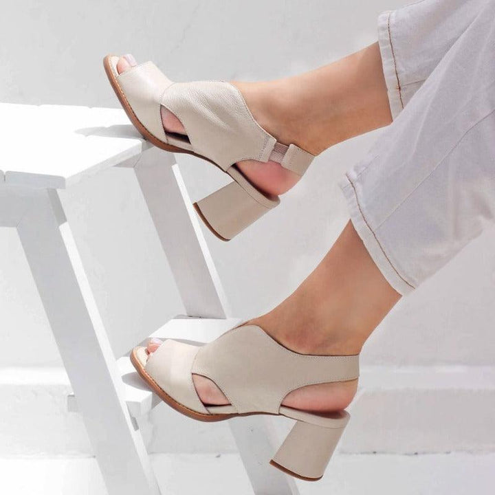 Women's stylish block heel comfort sandals, perfect for versatile everyday summer wear.