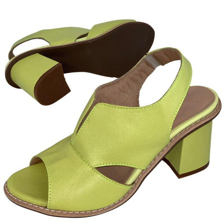 Open-toe women's block heel sandals, offering breathable comfort for summer days.