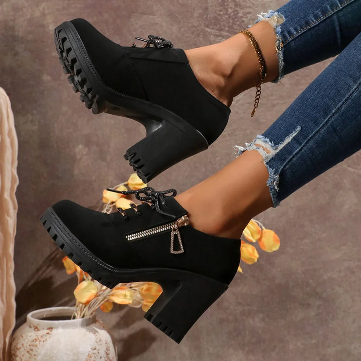 Versatile women's block heels, providing comfort and stability for both casual and formal occasions.