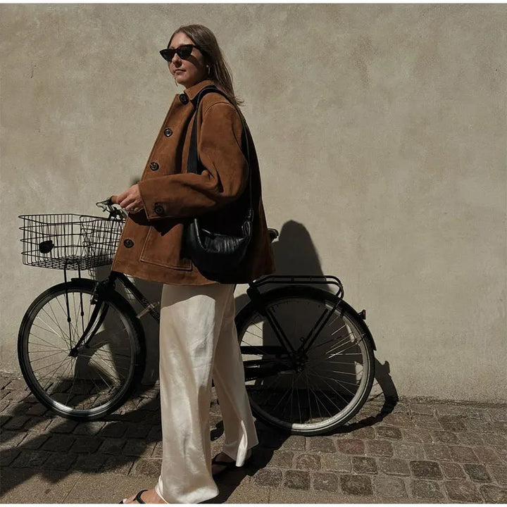Loose-fit brown women's jacket, excellent stylish outerwear for comfortable fall fashion layering.
