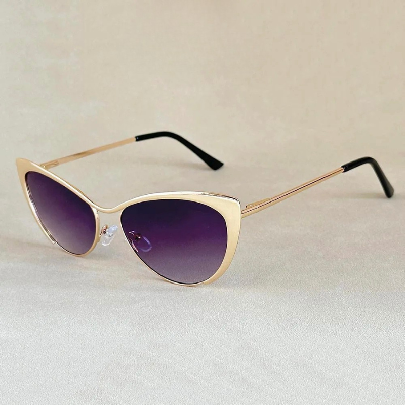 Stylish women's cat-eye sunglasses, lightweight and comfortable, with essential UV400 sun protection.