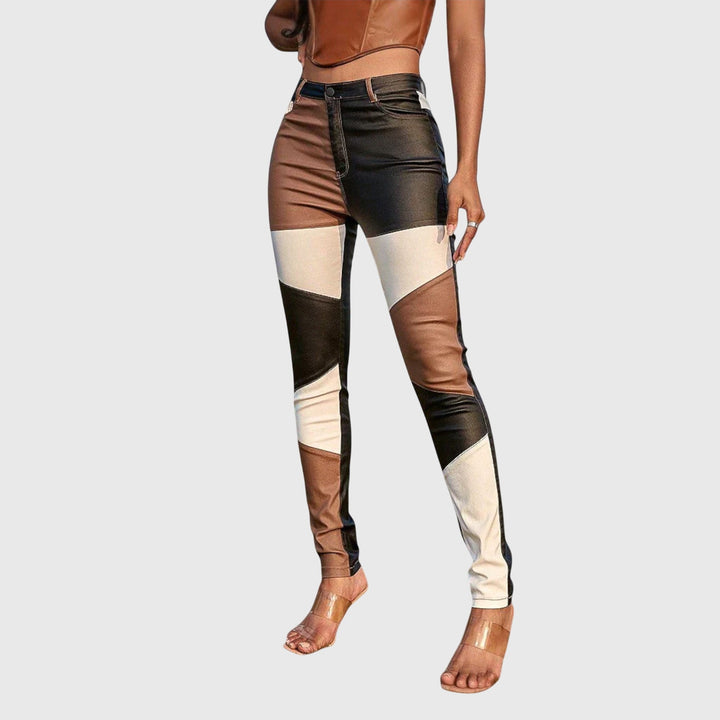 Women's stylish color block tube pants. Modern, comfortable, and chic for versatile everyday wear.