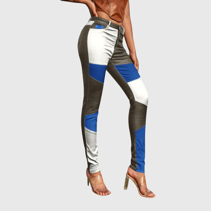 Trendy women's color block tube pants. Comfortable modern trousers, perfect for chic versatile style.