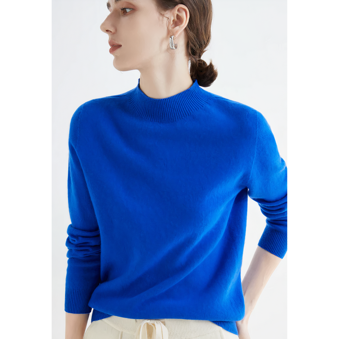 Everyday essential women's half-neck knitted sweater, a chic and cozy long-sleeve jumper for autumn.