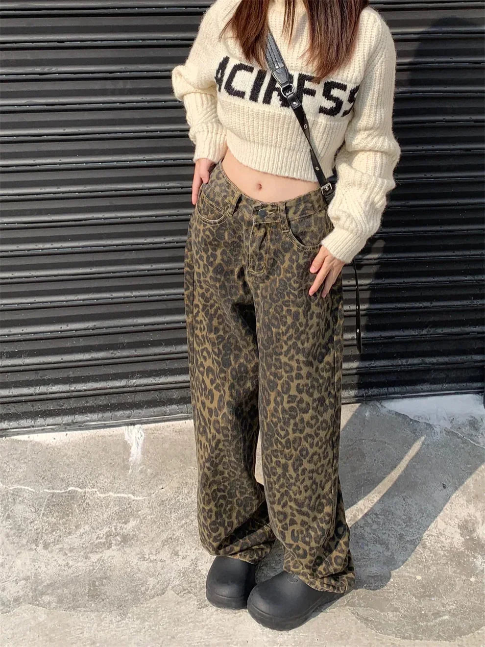 Casual women's leopard print jeans, offering a bold and stylish animal print look in comfortable denim.
