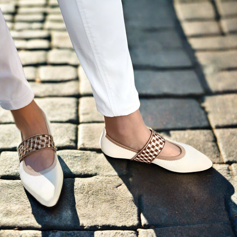 Women's stylish pointed toe summer flats, perfect for all-day comfort & chic everyday wear.