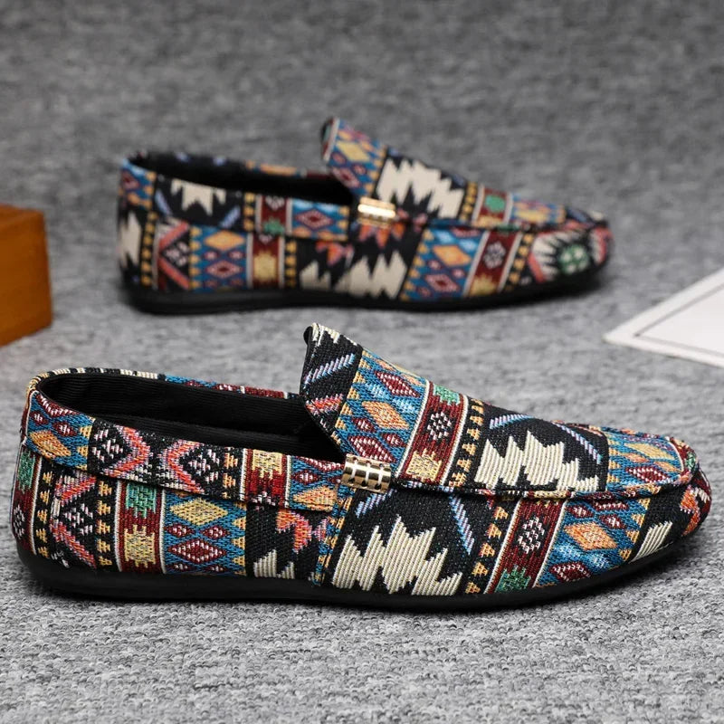 Women's flats: comfortable slip-on loafers featuring a vibrant Aztec pattern, great for casual style.