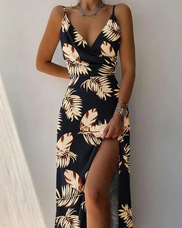 Flowy Sophia floral print long dress, a comfortable and stylish maxi for spring and summer days.
