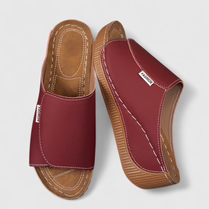 Sole detail of women's comfort sandals, highlighting ergonomic design for all-day support & style.