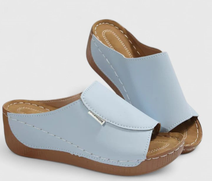 Women's casual elegant open-toe sandals, offering ultimate comfort & lightweight design for summer.